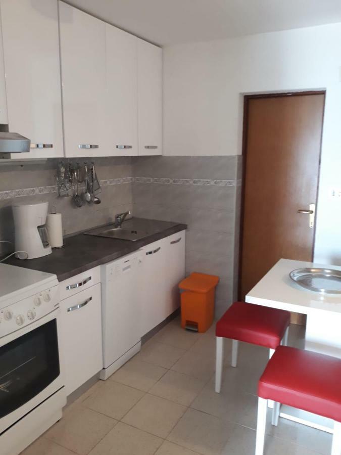 Apartman Grospic 2 策萨利卡 外观 照片